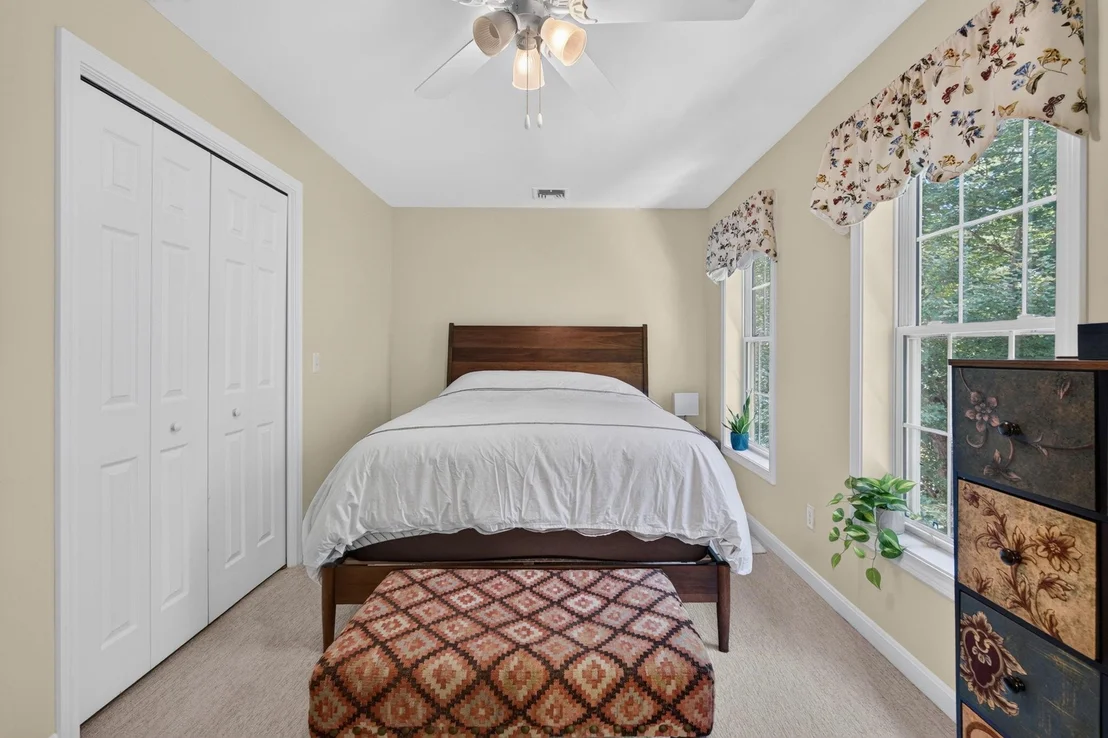 Photo of 14 Holton