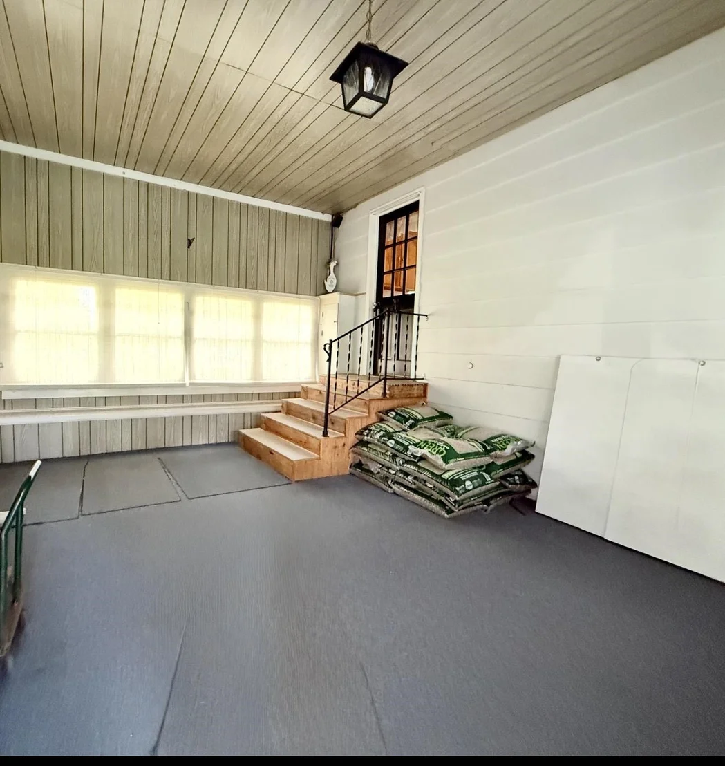 Photo of 2997 Cochran