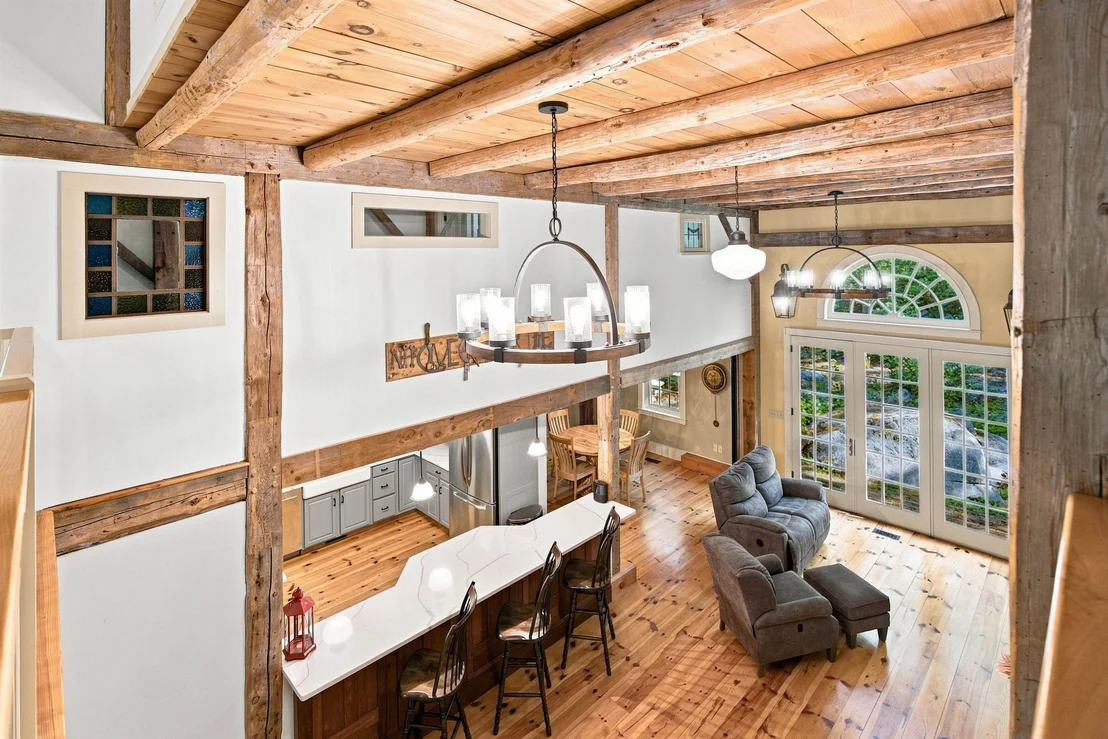 Photo of 369 Stoddard