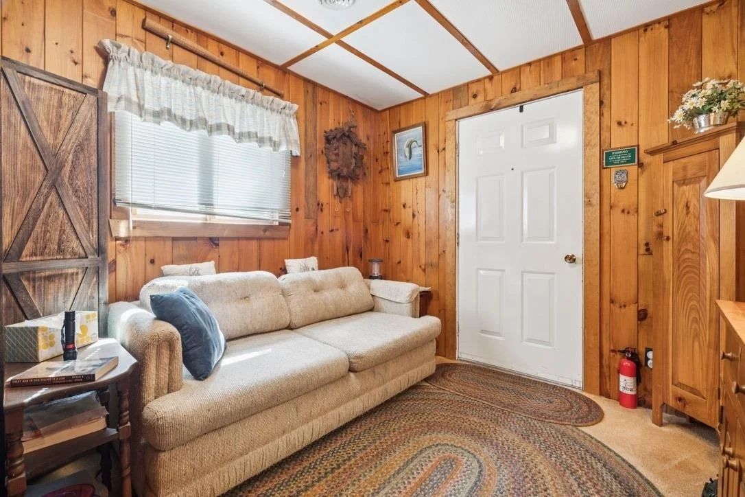 Photo of 25 Lakeside