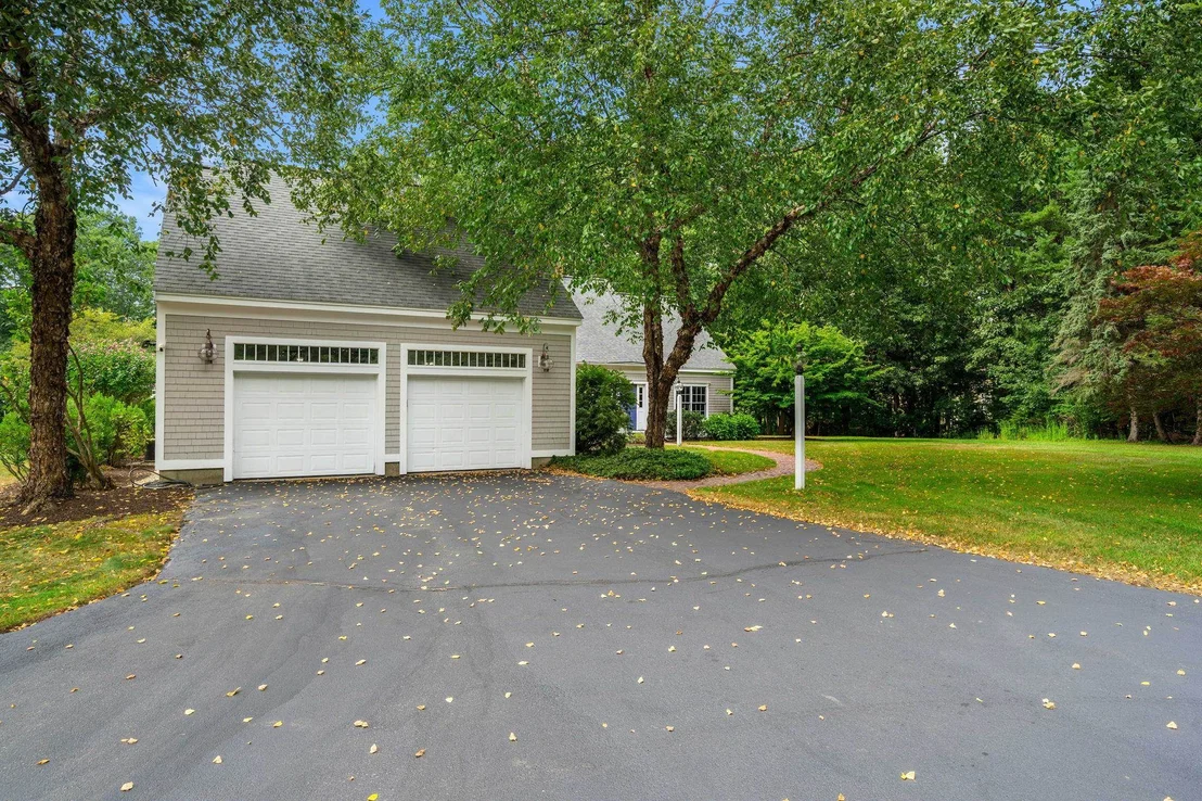 Photo of 21 Garland