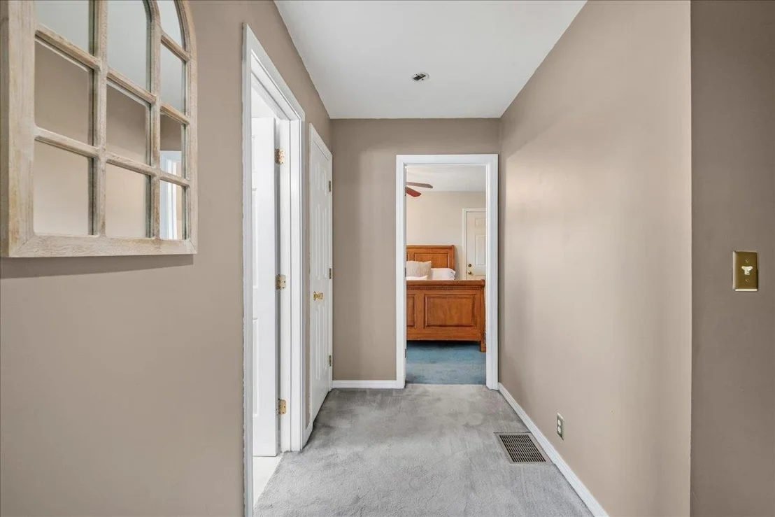 Photo of 381 Bennett