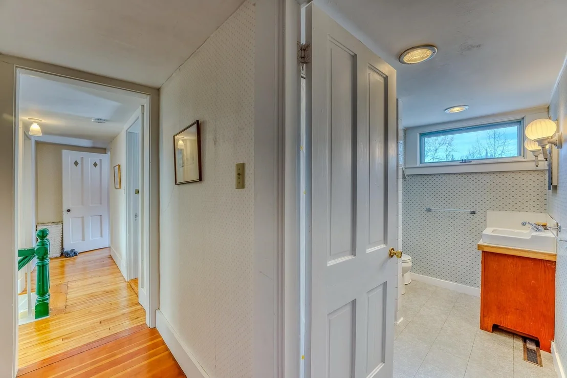 Photo of 249 Mountain View