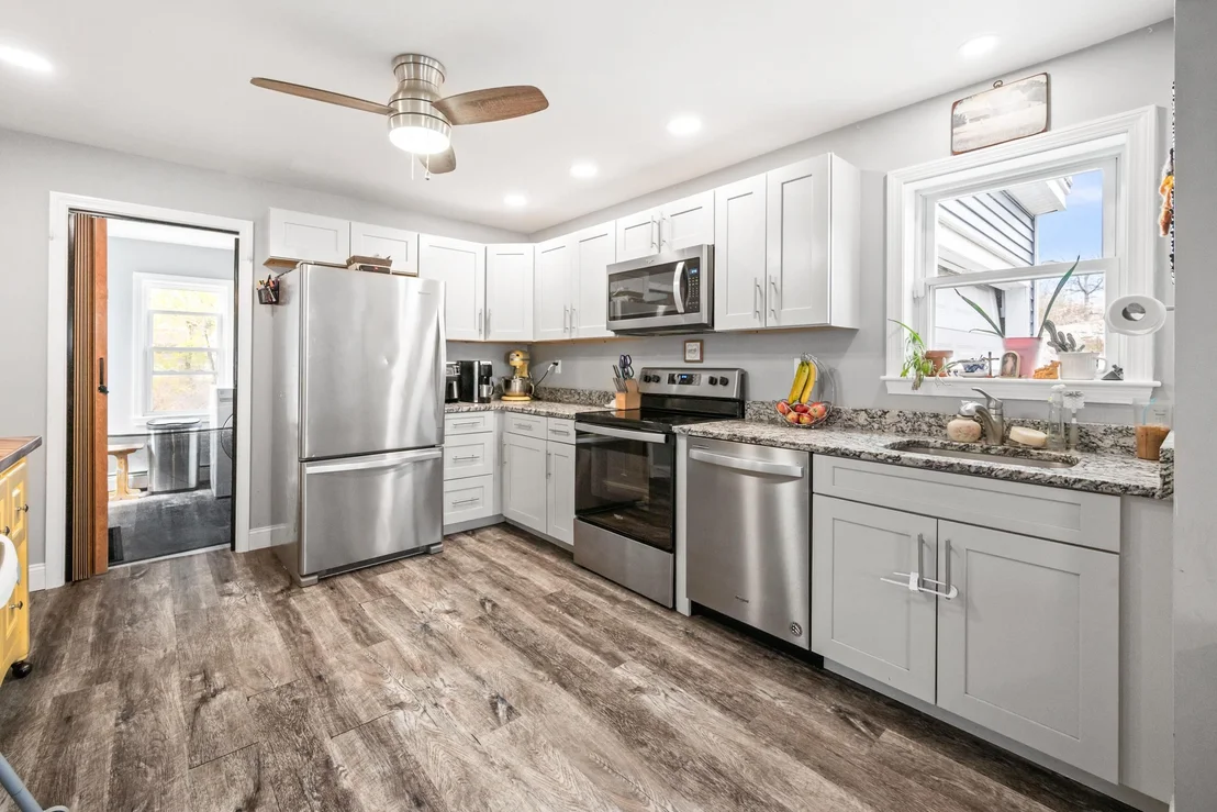Photo of 193 Willow