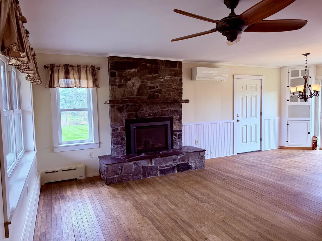 Photo of 262 Grimes