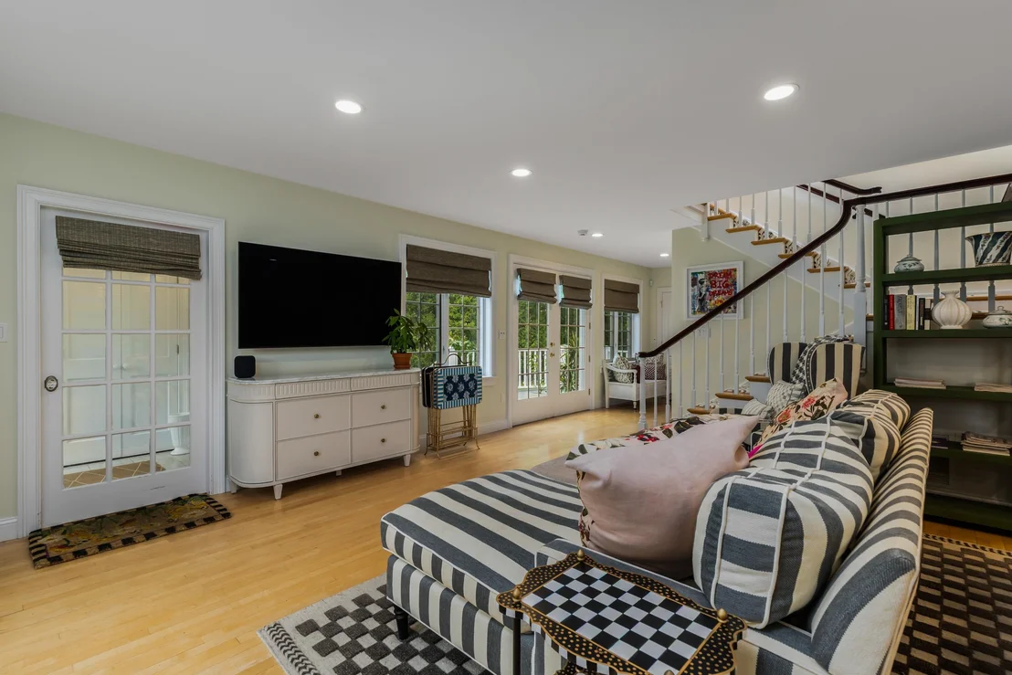 Photo of 12 Willow