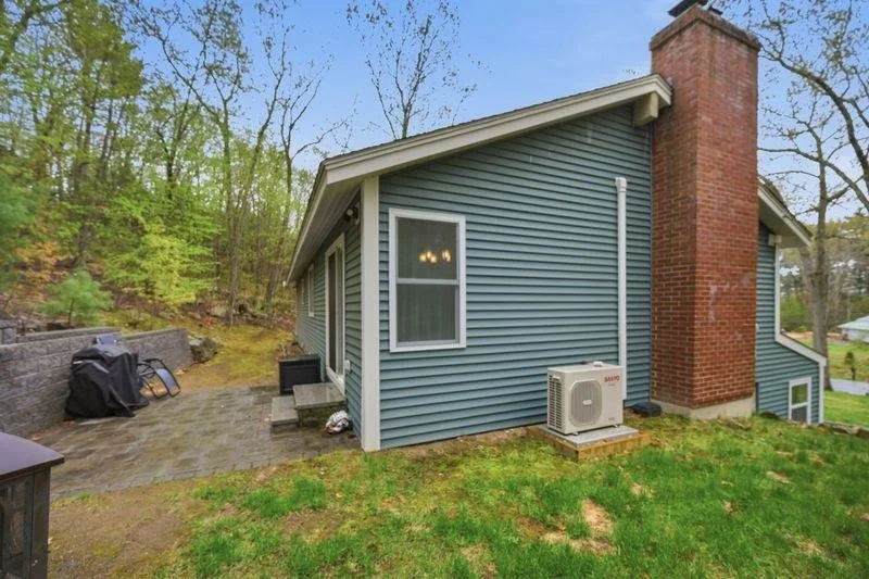 Photo of 10 Hillside