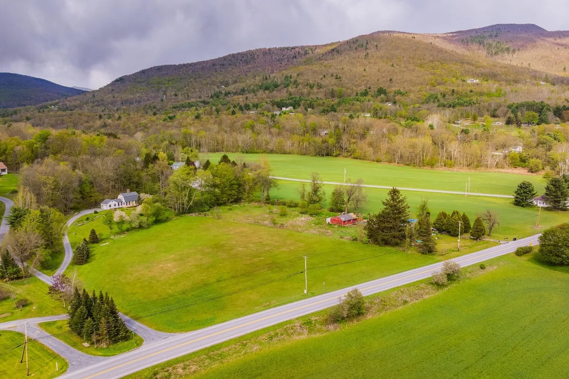 Photo of 136 Fox Run