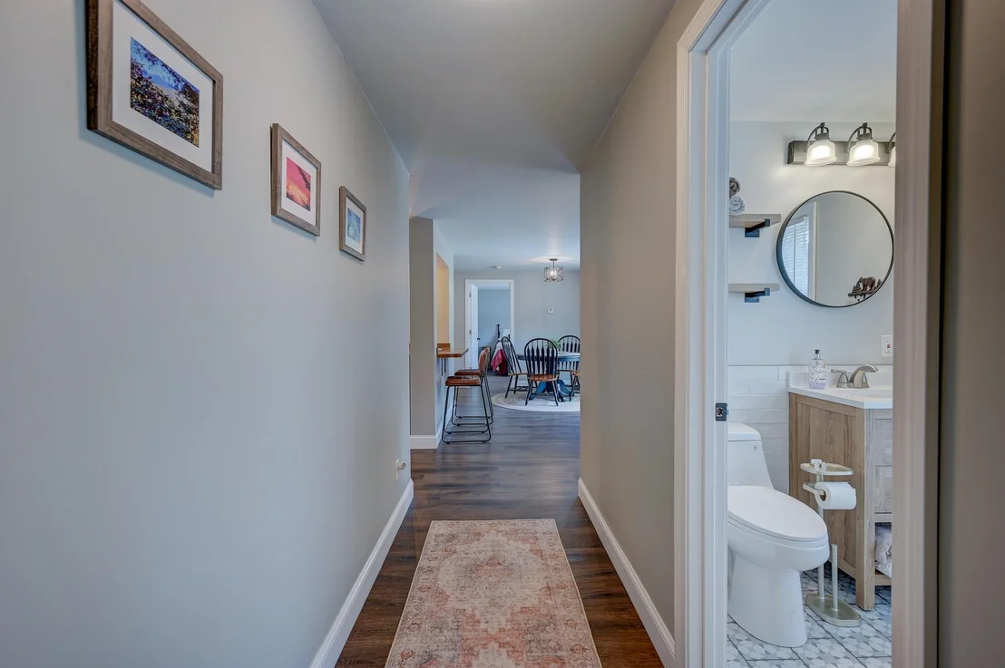 Photo of 8 Champney