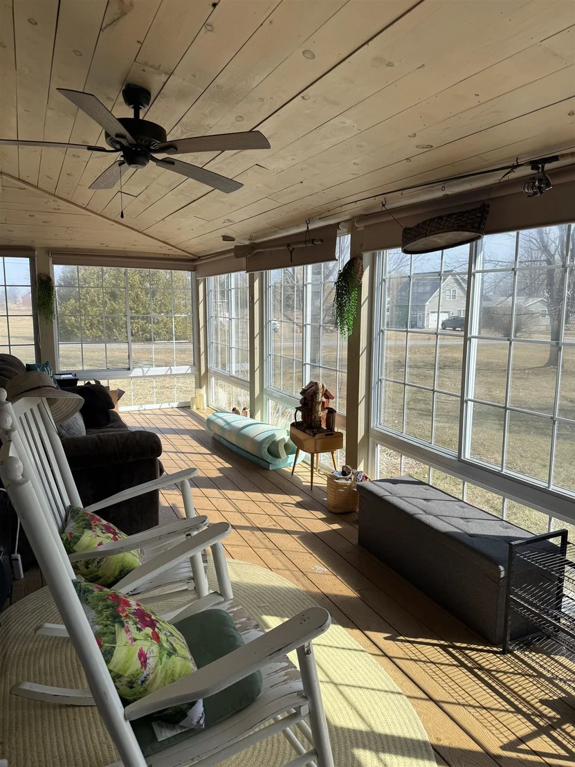 Photo of 34 Tilley