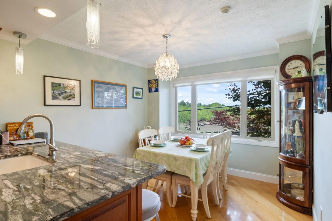 Photo of Unit 6 at 939 Ocean