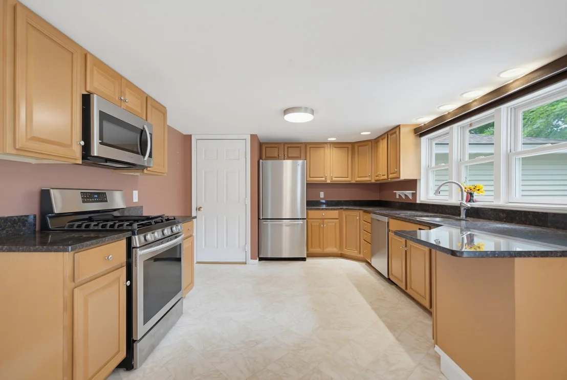 Photo of 35 Pleasant