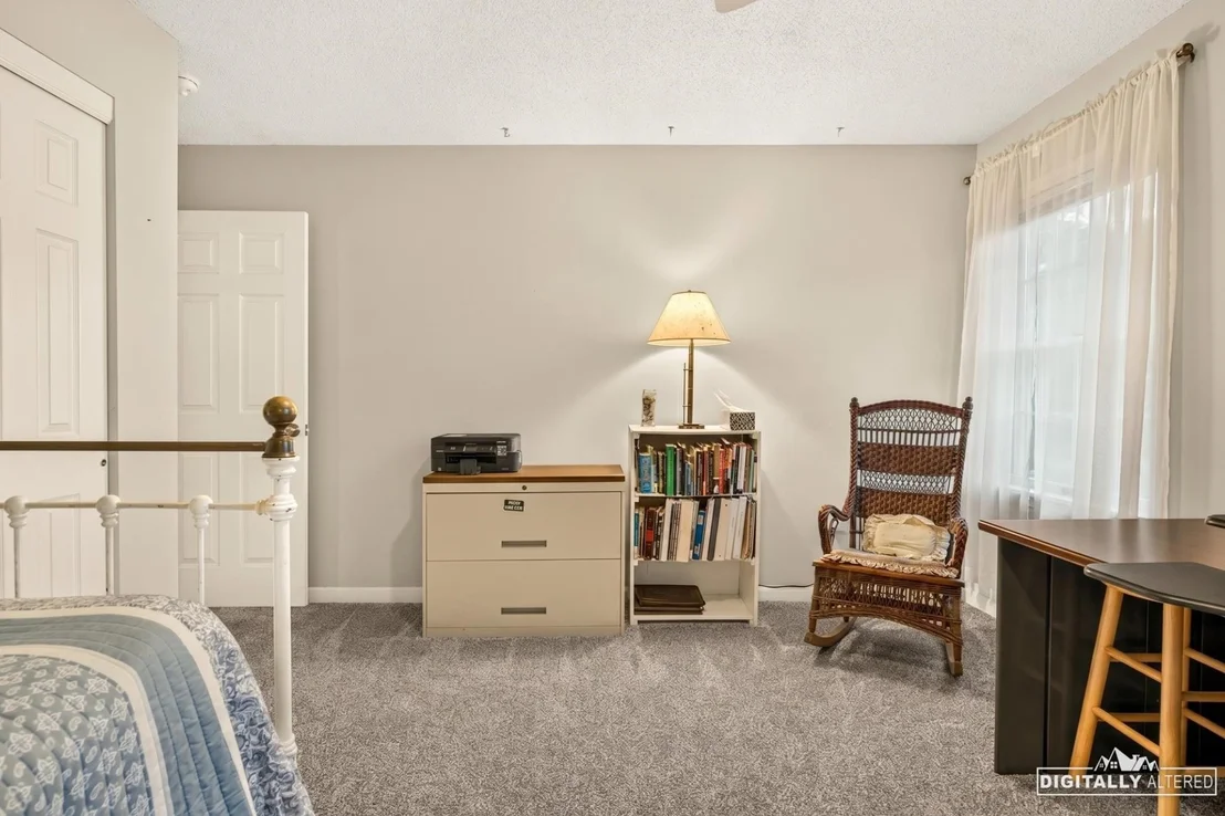 Photo of 12 Moon Brook