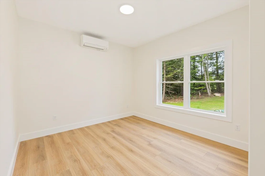 Photo of 7 Spring Hill