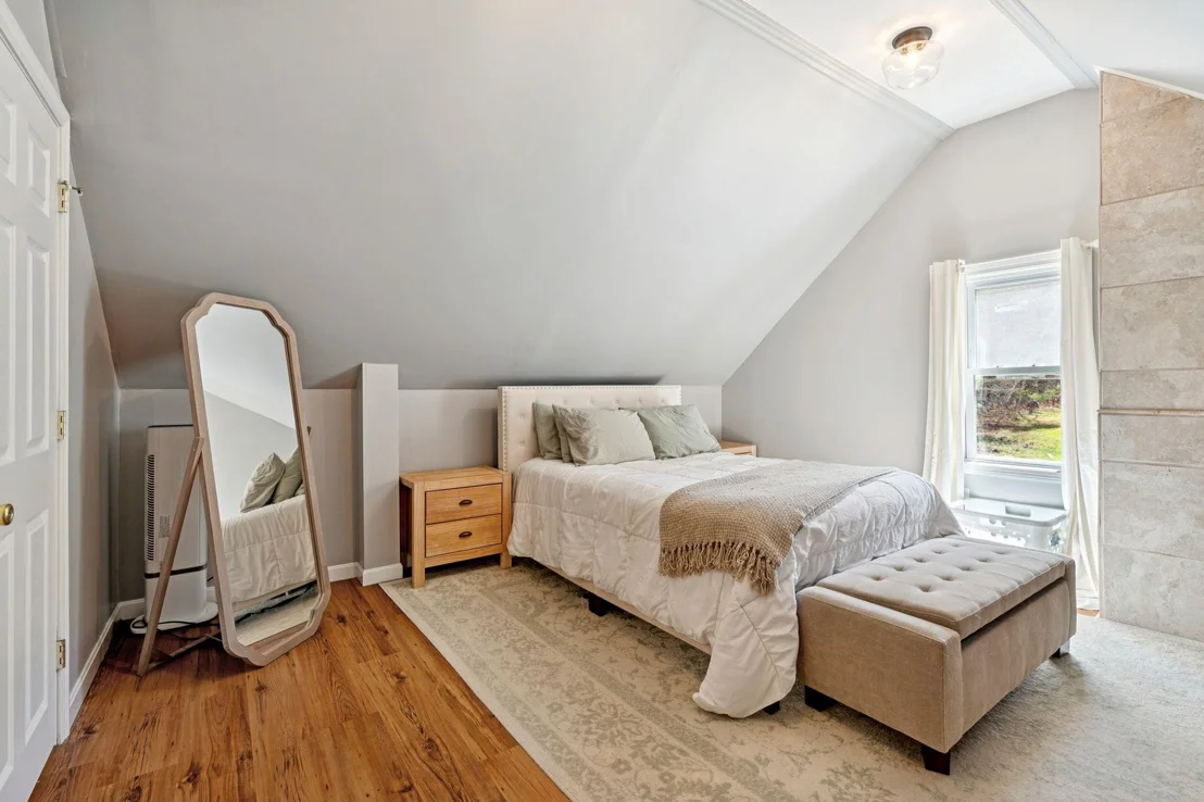 Photo of 207 Maple