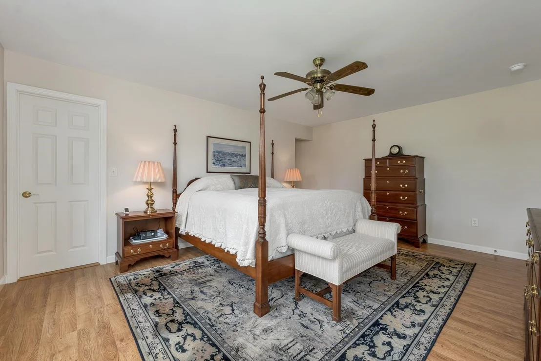 Photo of 18 River View