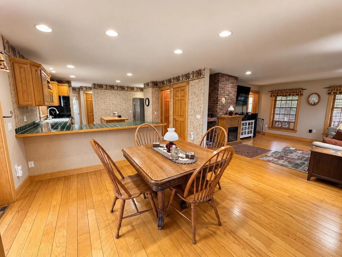 Photo of 249 Pine Hollow