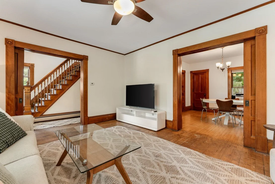 Photo of 208 Elm