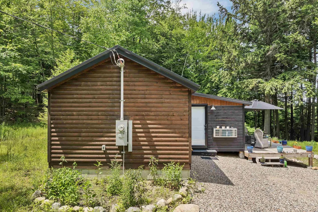 Photo of 30 Knox Mountain