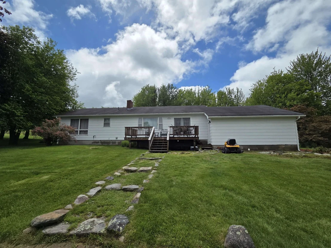 Photo of 11 Bryant