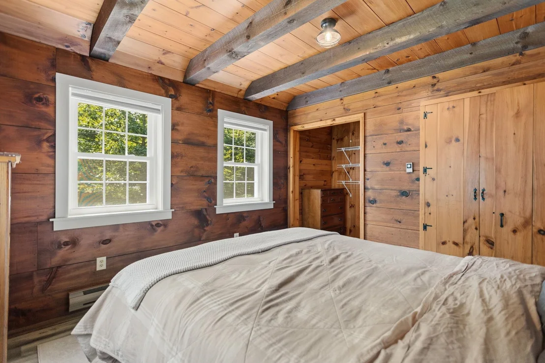 Photo of 498 Brookline