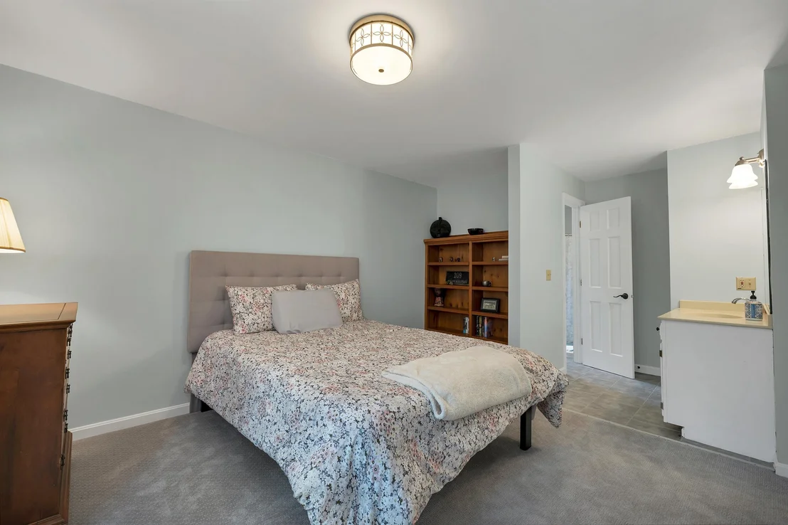 Photo of 35 Robin Acres