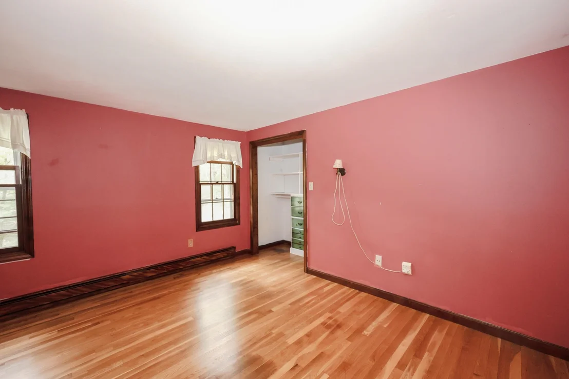 Photo of 16 Meserve