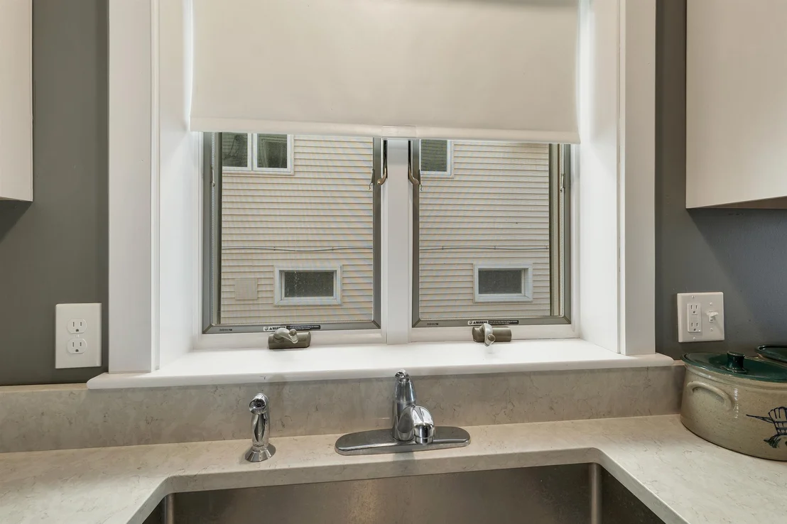 Photo of Unit N1 at 421 Ocean