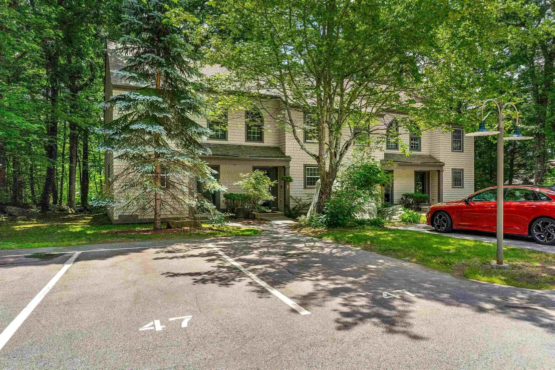 Photo of Unit 47 at 1465 Hooksett