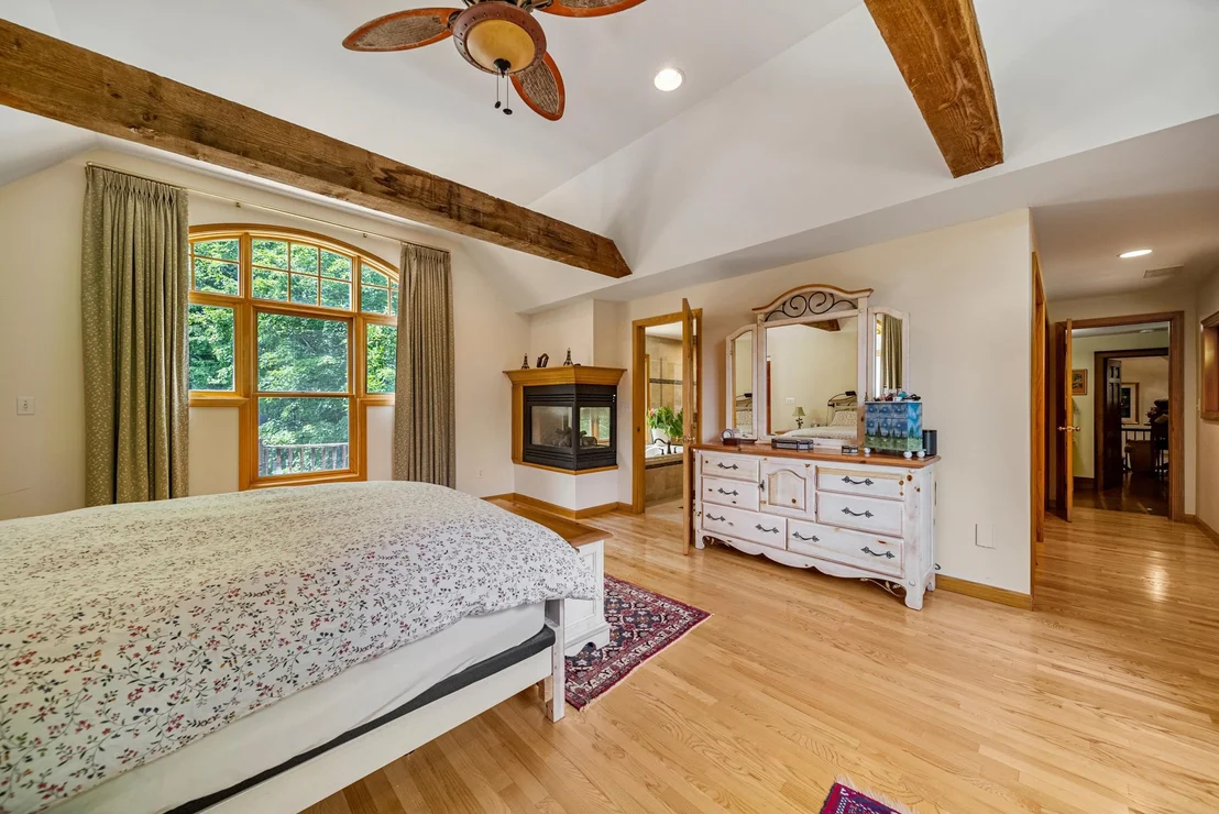 Photo of 40-40A Pine Hill