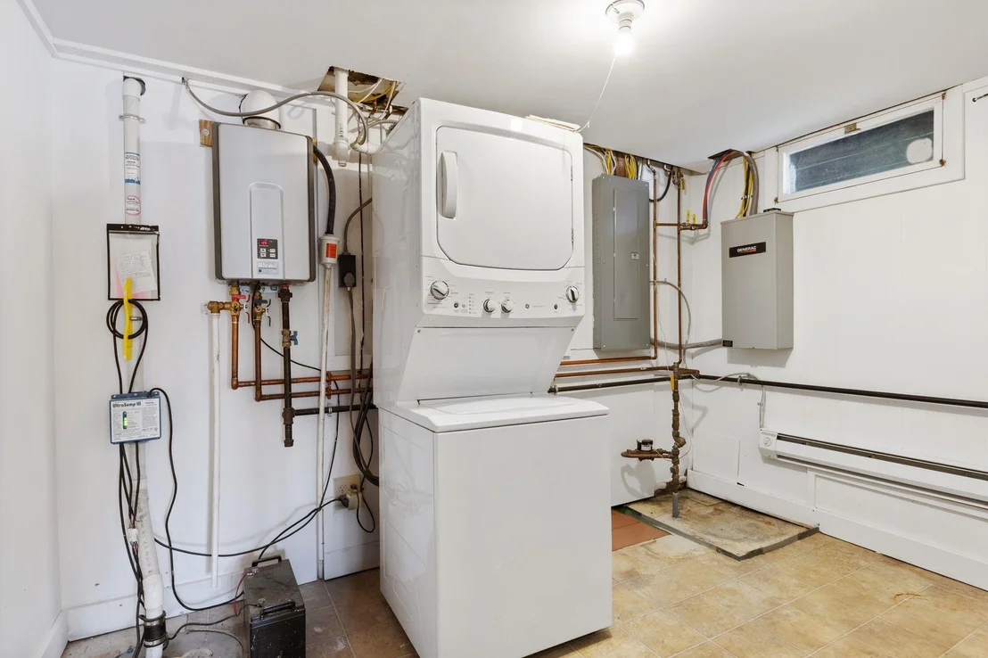 Photo of 276 Varney