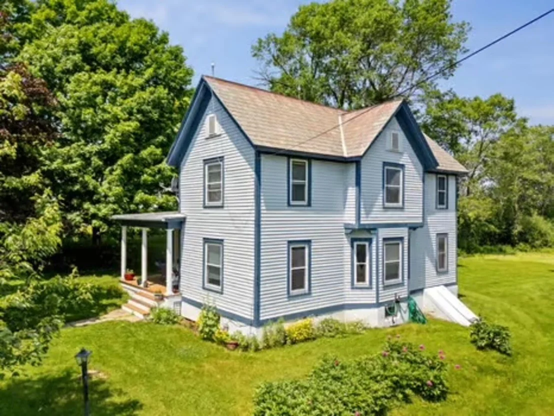 Photo of 332 Main