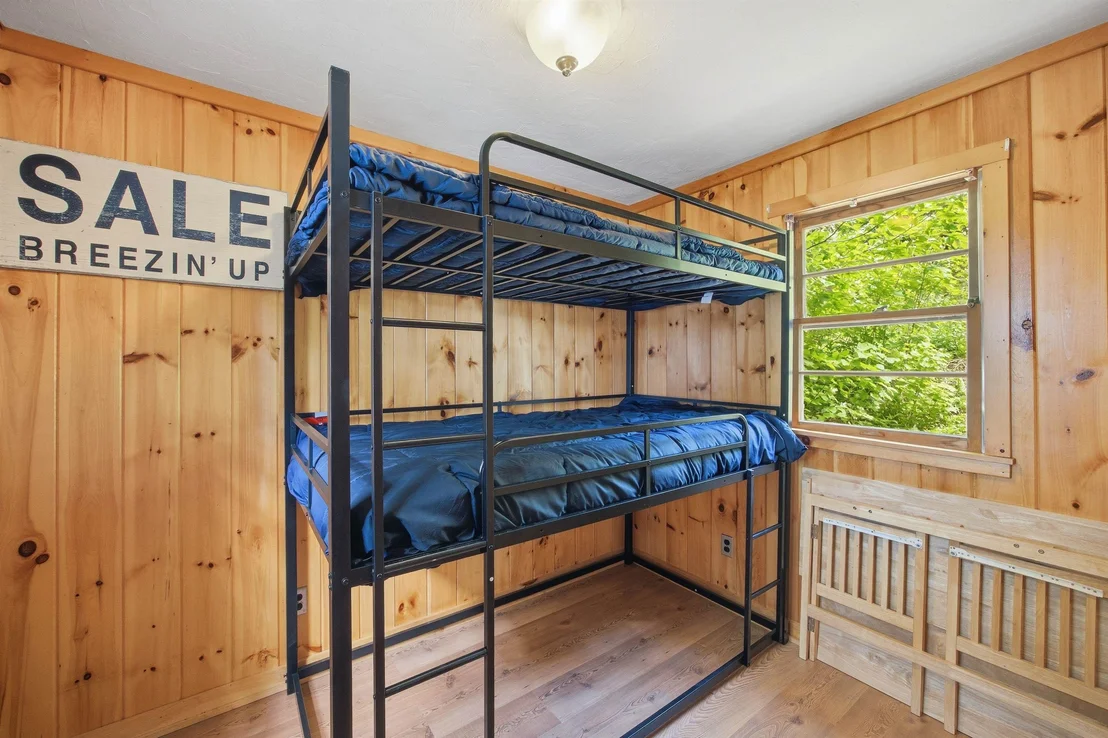 Photo of 310 Hemlock