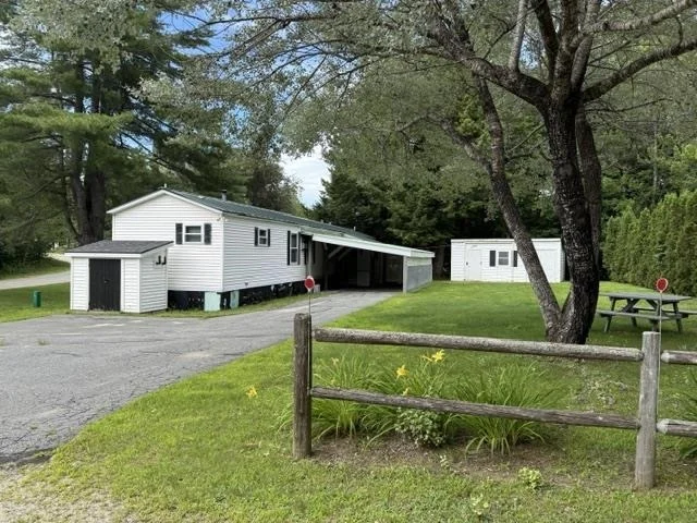 Photo of 18 Tuckerville