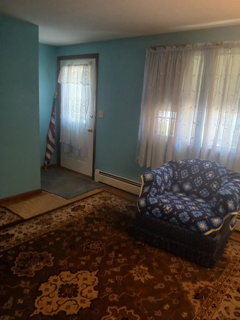 Photo of 33 GENERAL PULASKI DRIVE