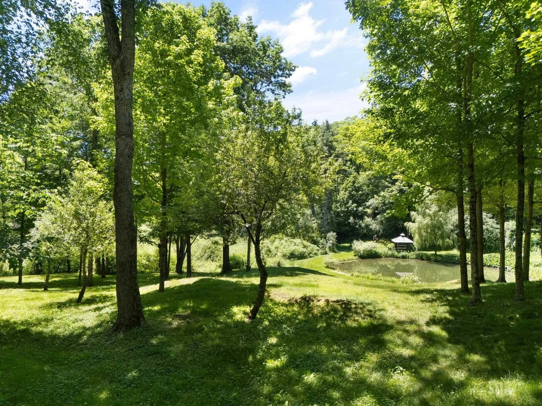 Photo of 947 Miller