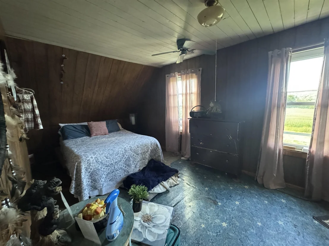 Photo of 166 Perley