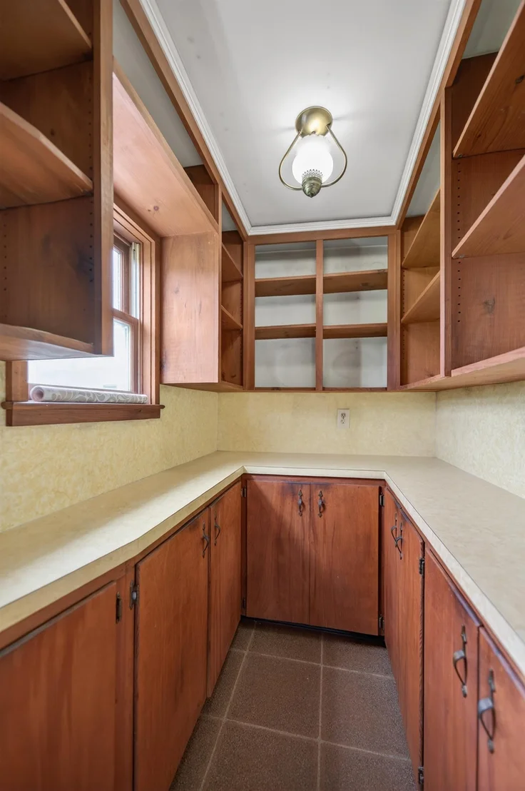 Photo of 2245 Burrington Hill