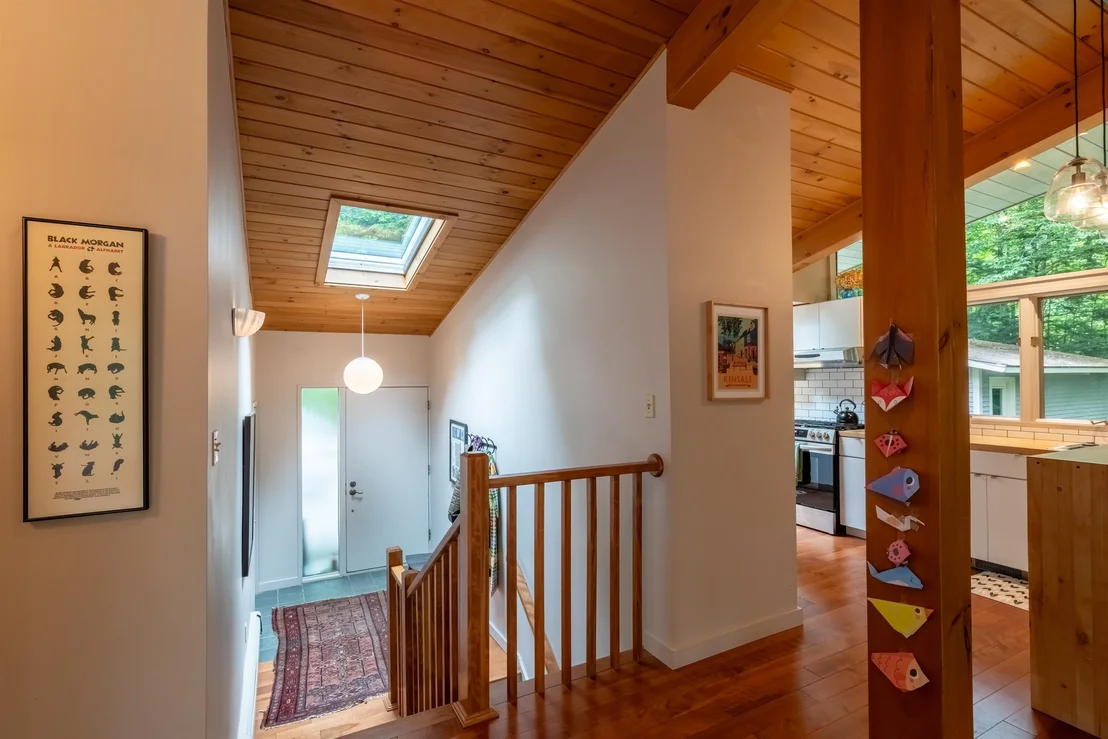 Photo of 477 Morgan