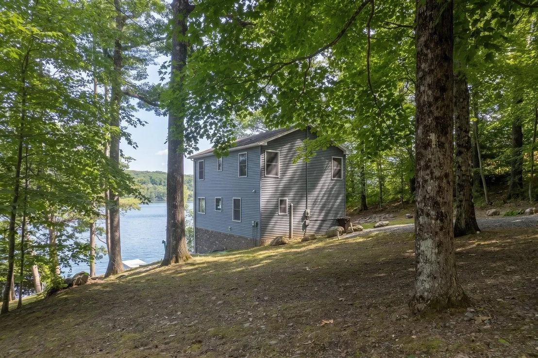 Photo of 95 Rockview