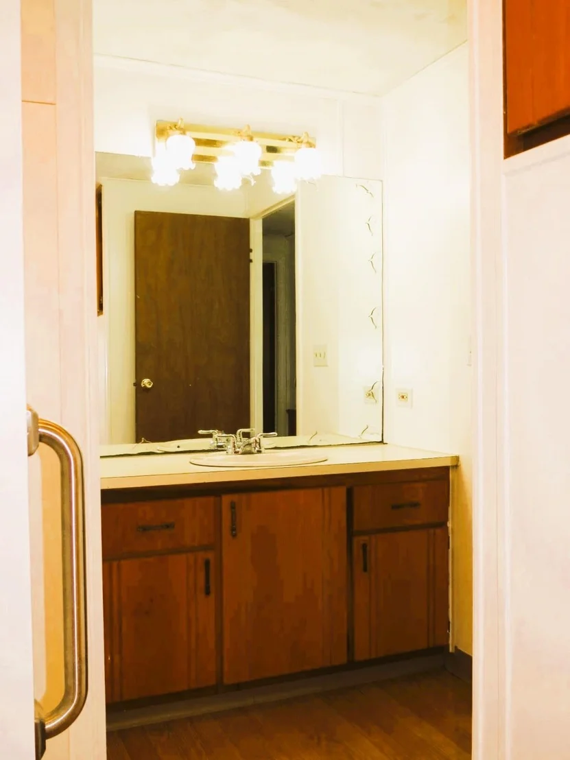 Photo of 29 Derlon