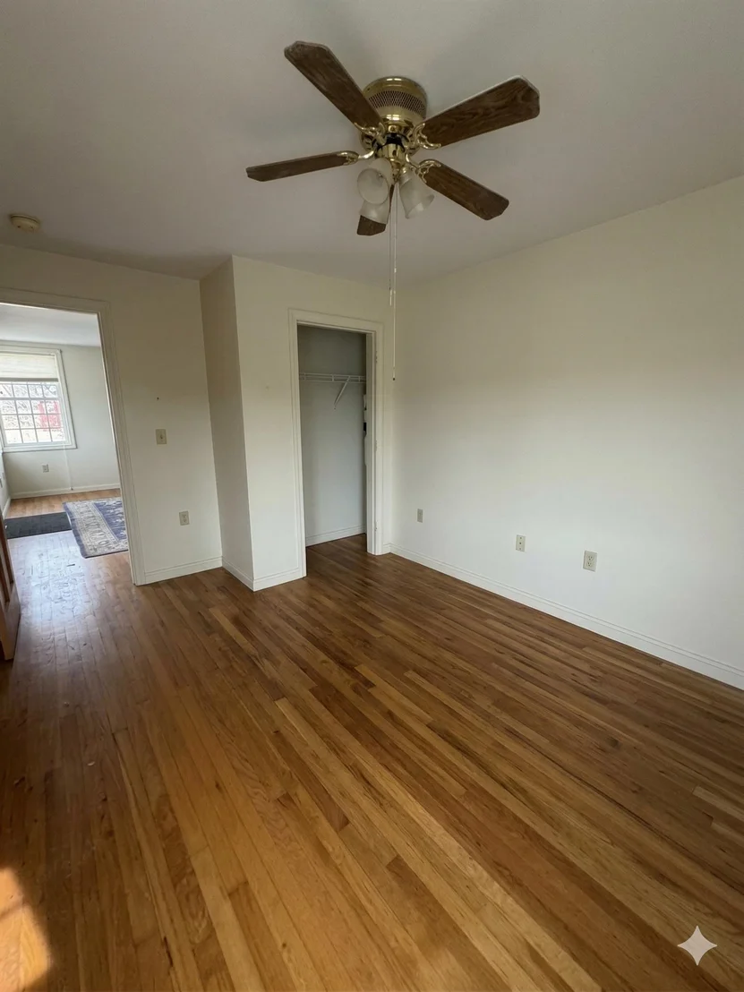 Photo of 127 Daniel Webster