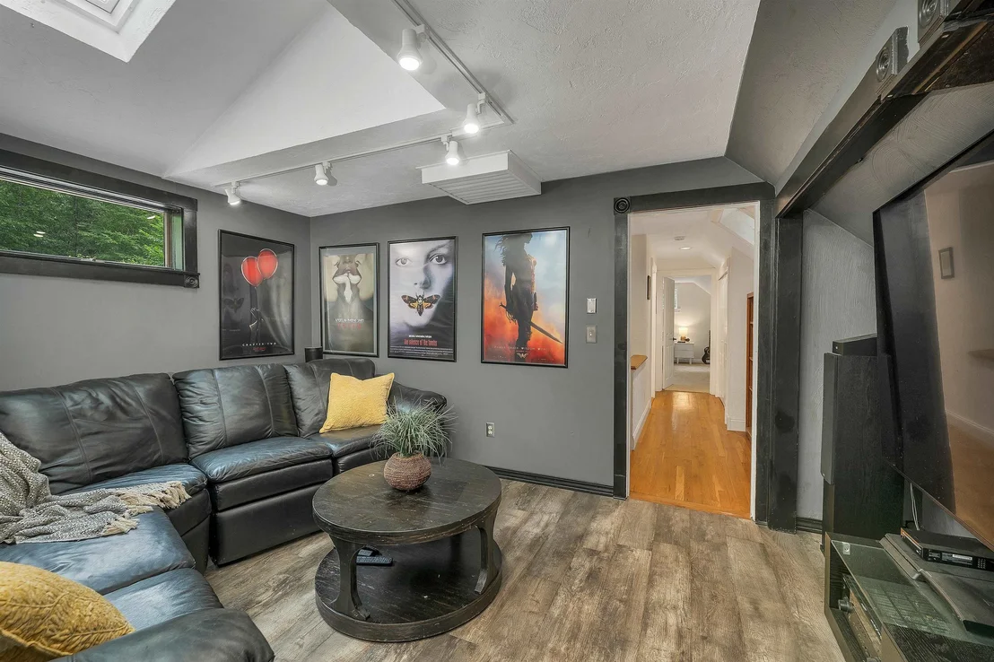Photo of 125 Castle Hill