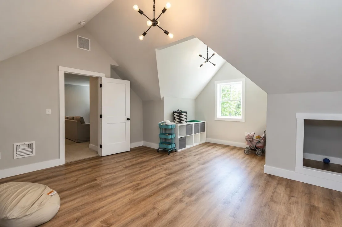 Photo of 296 Spring Hill