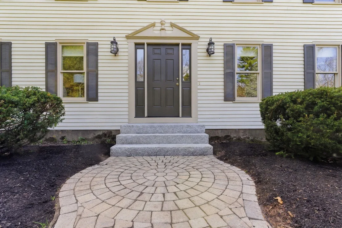 Photo of 25 Buttonwood