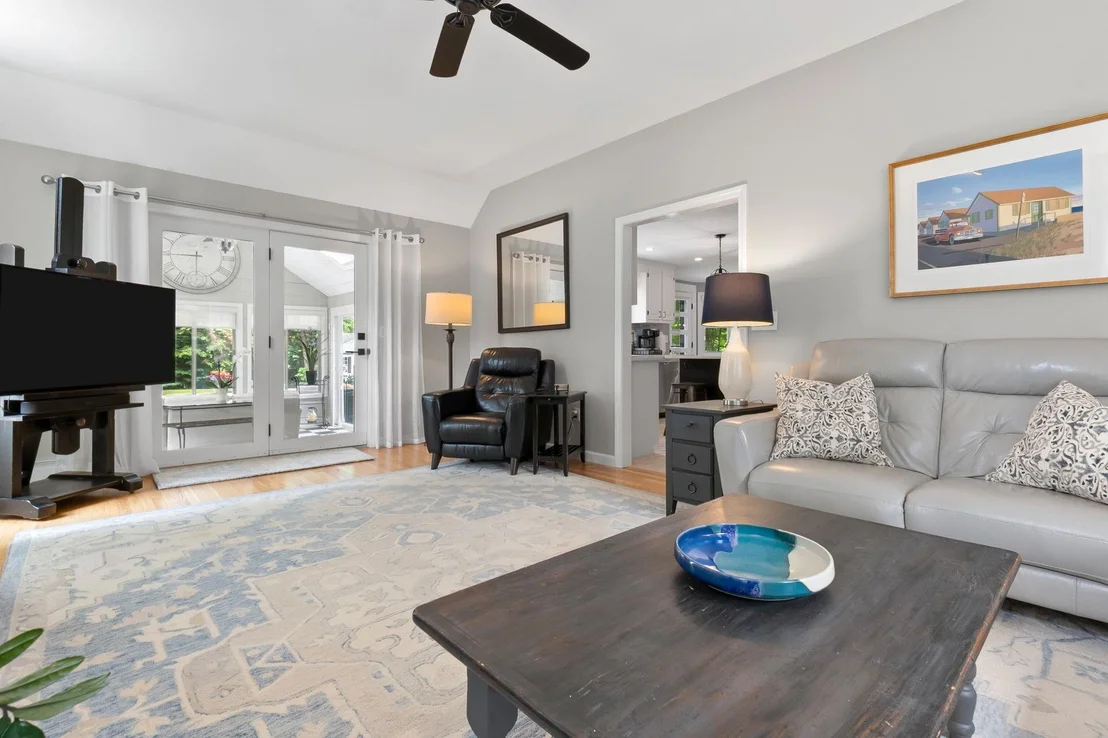 Photo of 19 Buttonwood