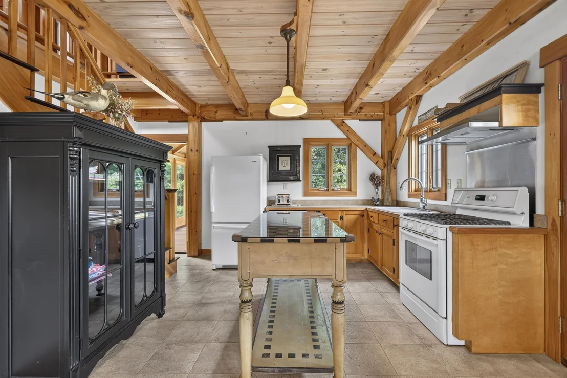 Photo of 854 Murray Hill