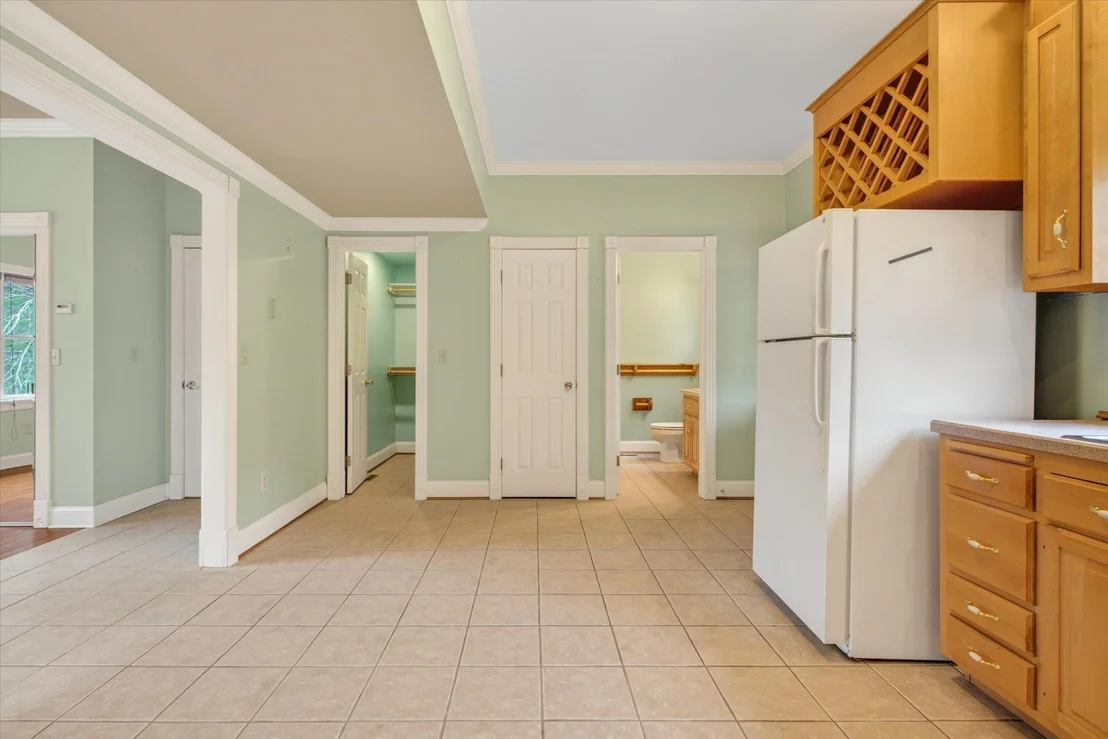 Photo of 38 Paradise