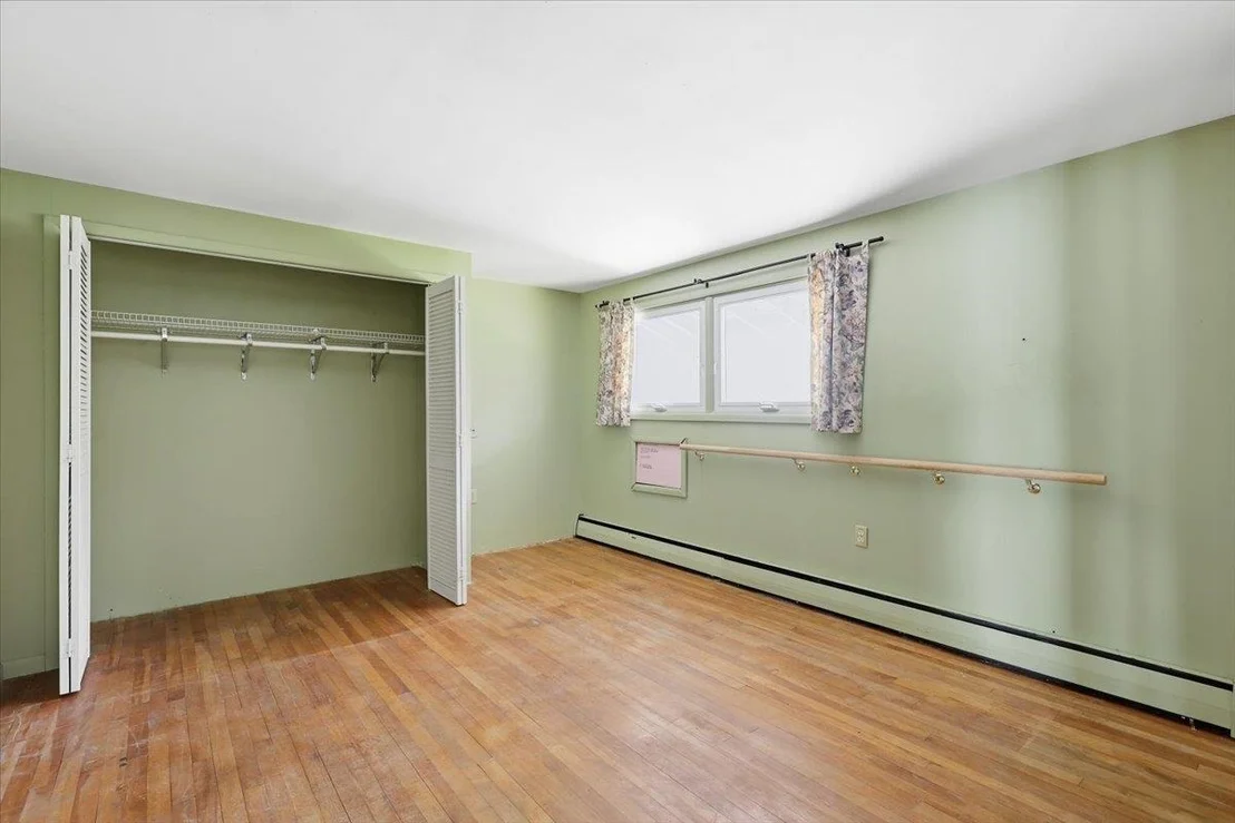 Photo of 481 Hills Point