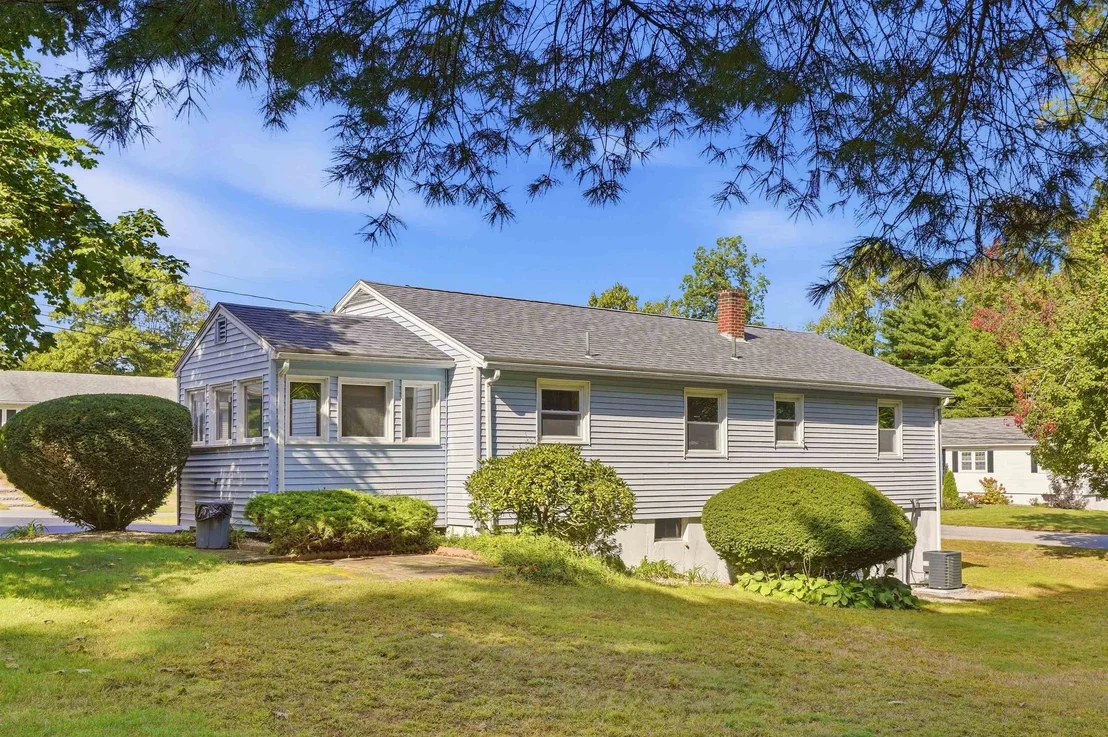 Photo of 32 Henderson